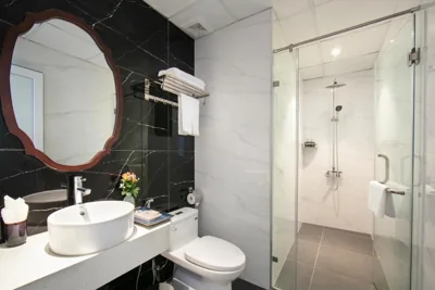 Serene Central Hotel – Photos 3