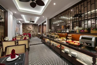 Serene Central Hotel – Photos 4