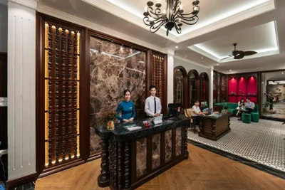 Serene Central Hotel – Photos 7