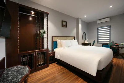 Serene Central Hotel – Photos 13